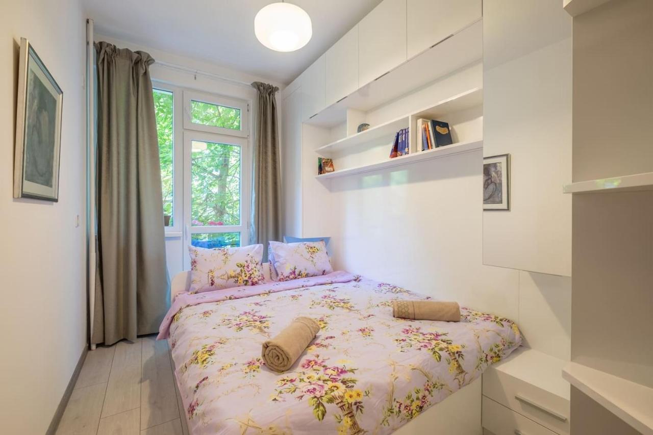 Your Perfect Place To Stay On Vitosha Str Apt Sofia Exterior foto