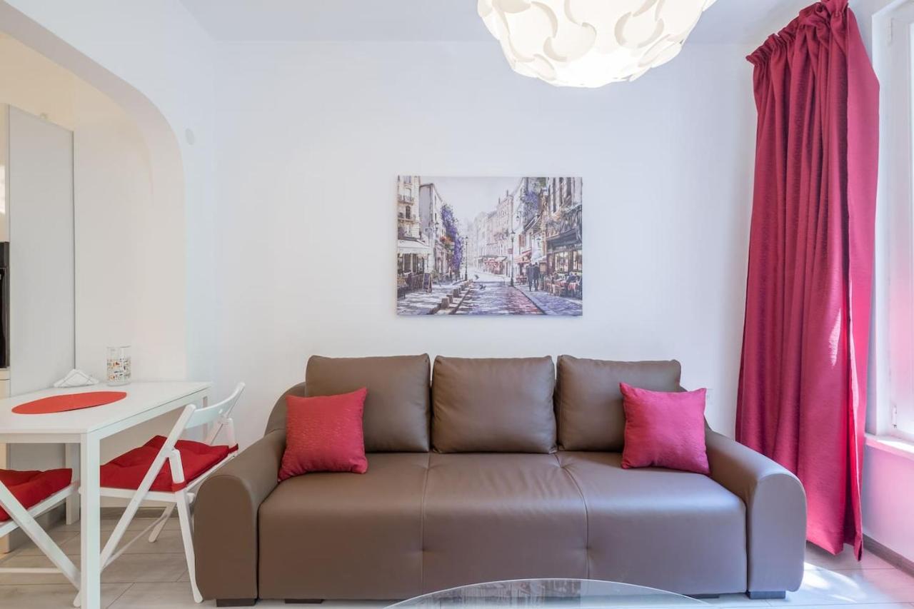 Your Perfect Place To Stay On Vitosha Str Apt Sofia Exterior foto